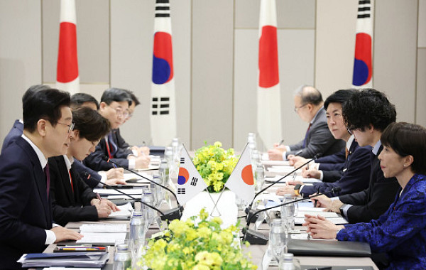 한일 정상, 조세이 탄광 수몰자 DNA 감정 추진…경제ㆍ민생 협력도