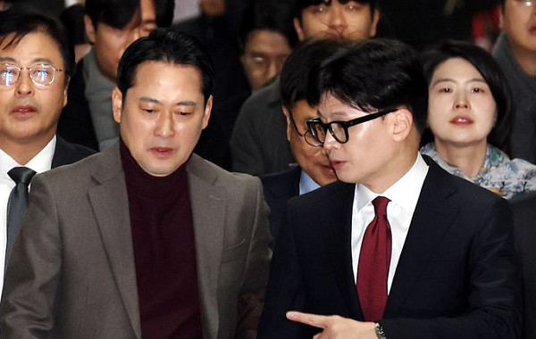 국힘, 심야 윤리위서 한동훈 제명…‘보복 징계’ 공방 속 내홍 격화