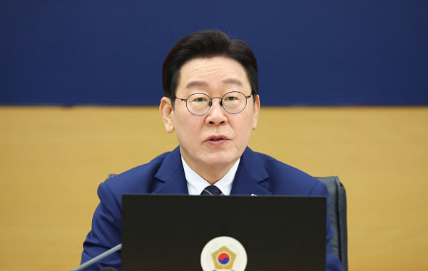 李대통령, 대전 공장 화재에 "가용자원 총동원 하라"