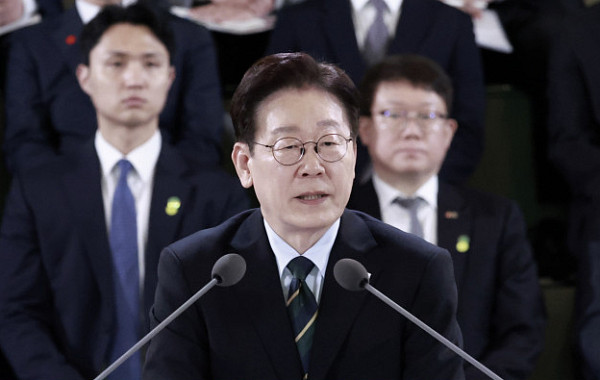 李대통령 "에너지 문제, 잠 안 올 정도…재생에너지로 신속 전환"[종합]