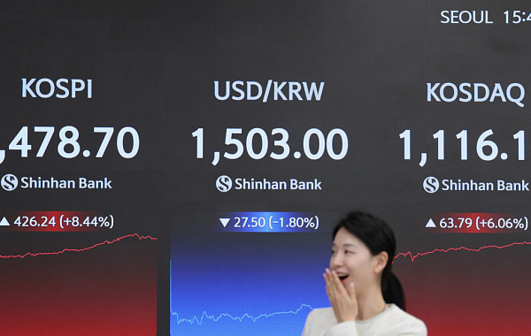 종전 기대감에 8% 폭등한 증시…하루 만에 시총 353조 늘어