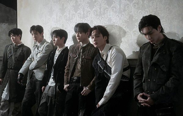 엑소 “14주년 믿기지 않아⋯갈 데까지 가보자” [일문일답]