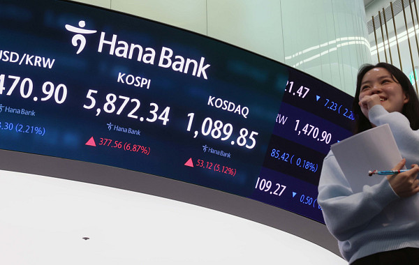 전문가들 “환율 상승 압력 줄일 것” [국민연금 환헤지 파장 ③]