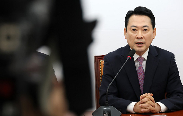 장동혁 “대표직 사퇴가 지선 승리 위해 도움될 지 고민하겠다“