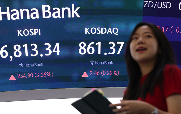 코스피, 4거래일 연속 상승해 7000 회복 눈앞…반도체 독주 넘어 온기 확산할까