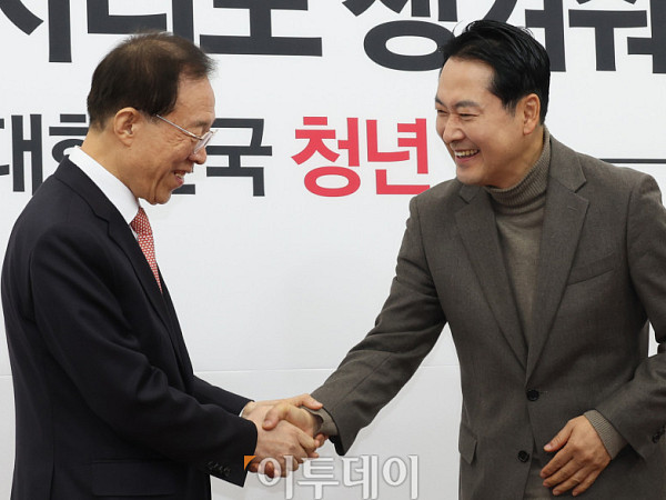 이석연 국민통합위원장 만난 장동혁 국민의힘 대표 [포토로그]
