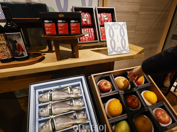 백화점3사 '설 선물세트' 예약 시작 [포토로그]