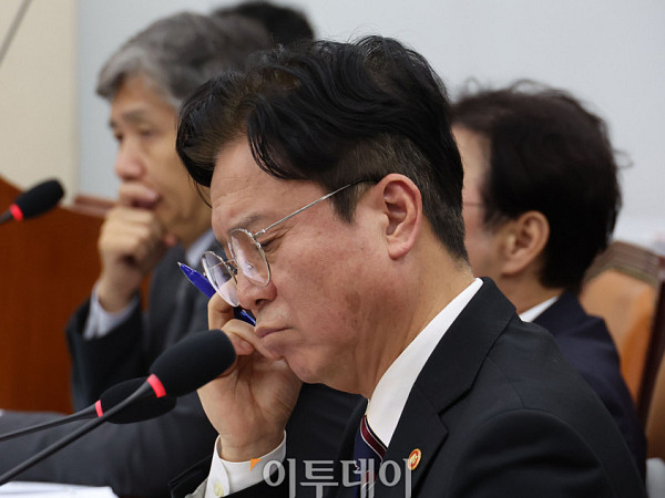 기후환노위 종합감사, 답변하는 김영훈 노동장관 [포토]
