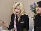 엄지원, 'SNL 코리아' 피날레 장식 '금발의 엄 실장'