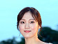[BZ포토] 이성경, 블링블링 꽃미모