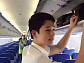 송중기 도플갱어 中승무원 화제, 키까지 같다?