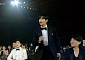 왜 김수현에게만 이런 일이…백상예술대상서 화장실 다녀왔다 '당황'