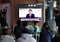 “시원한 게 없다” “이제와서 사과하나” 尹기자회견 본 시민들 분통