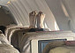 비행기 앞 좌석에 떡하니 발 올린 여성 승객…민폐 사진 확산