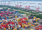 중국 6월 수출 전년 대비 8.6% 증가…수입은 2.3% 줄어
