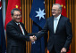 중국, ‘파이브 아이즈’ 호주·뉴질랜드에 ‘일방적 비자 면제’ 발표…유화 손짓
