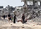 이스라엘, 하마스 지휘관 사살 이유로 ‘인도주의 구역’ 공습…90명 사망