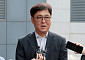 최휘영 문체부장관 후보 “네이버 주식 전량 매도⋯자녀 증여세, 적법 납부”