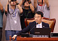 ‘더 센 상법’ 법사소위 통과…野 퇴장에 與 단독 처리