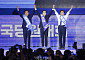 제2차 임시전국당원대회 참석하는 후보자들 [포토]