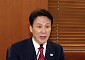 한국거래소 찾은 김민석 총리 “역대 어느 정부보다 자본시장 존중할 것”