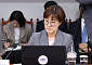 김현지 국감 증인 놓고 여야 충돌…“의혹 해소” vs “정쟁 불가”