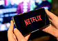 "가족 계정 쫓아내더니"⋯넷플릭스, '인수전' 이후 가격 올릴까? [이슈크래커]