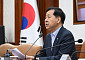 구윤철 "원자재 가격 상승 여파 남아있어...가용수단 총동원해 대응"