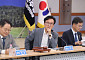 민주, 지명직 최고위원에 전용기·권미경 의결…친청계 3인 표결 불참