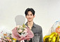 김수현, 공식 SNS에 새 근황 공개⋯향후 행보는?