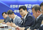 “민생경제 살려라”…이원택 전북지사, 복지·기업·농정혁신 주문