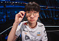 T1, MKOI 꺾고 월즈 8강 진출