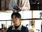 ‘미지의 서울’ 류경수, 뽀얀 귀농 청년 농장주 변신