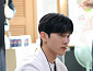 ‘닥터 섬보이’ 홍민기, 입체적 연기 주연 존재감 각인