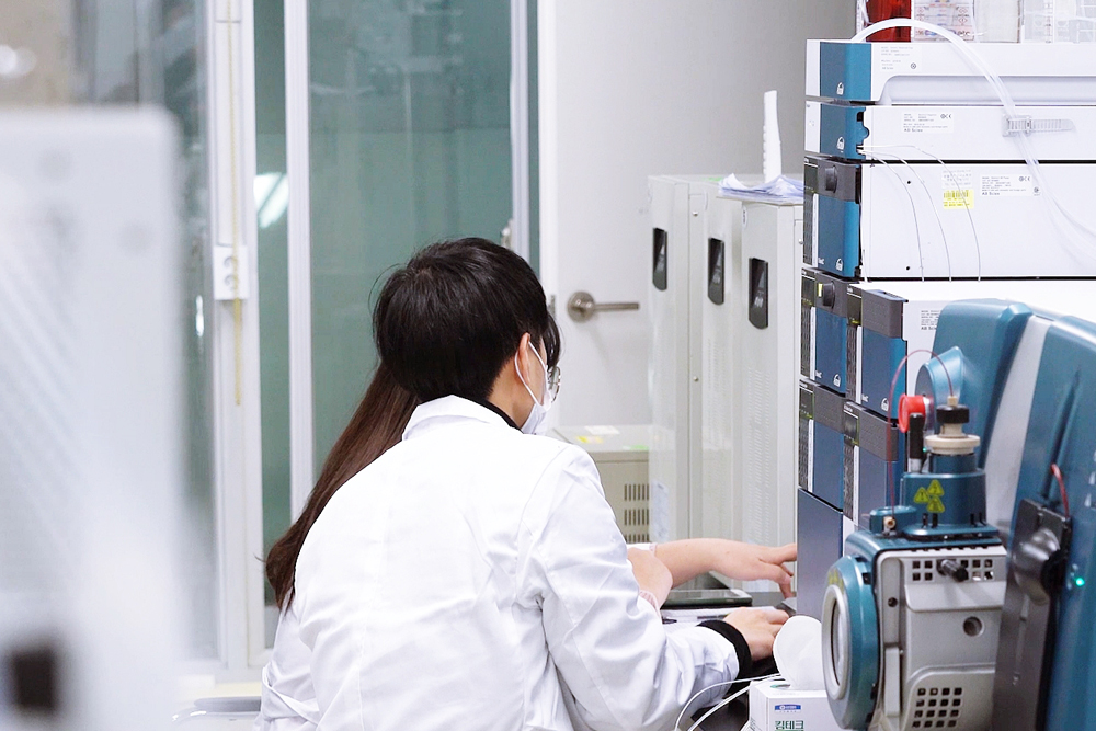 (주)오에이티씨