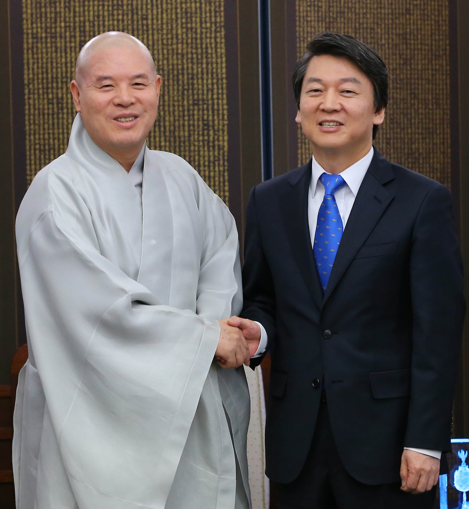 안철수, 이번엔 자승스님 예방… 연일 종교계 표심잡기 나서