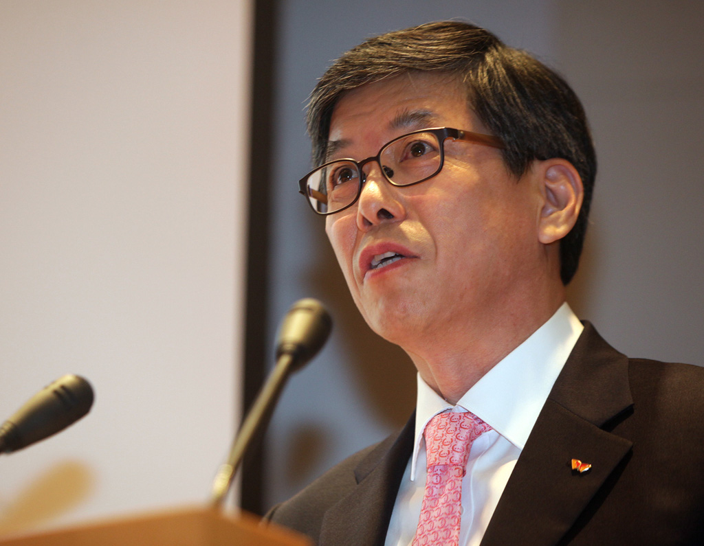[종합] 하성민 SK텔레콤 사장 “우물안 개구리였다” 자성발언…통큰 투자 단행