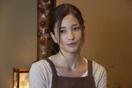 '불륜설' 쿠로키 메이사는 누구?… "오구리 슌을 가지다니. 세상에나"