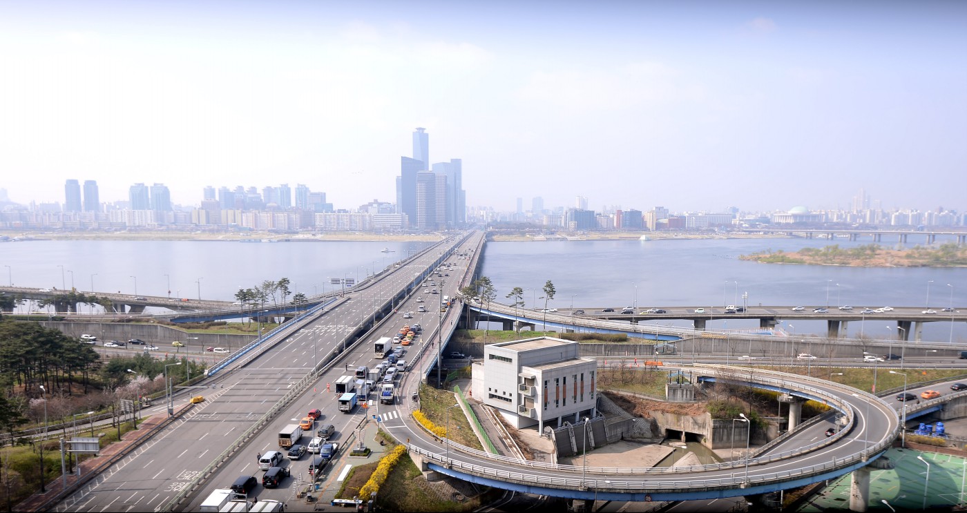 ［오늘의 어제/10월17일］10월 유신, 전국 계엄령…1차 오일쇼크