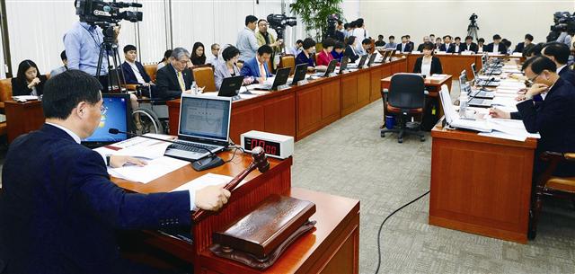 [상임위 톺아보기] 보건복지위원회, ‘메르스’ 대책회의 풀가동… 1조385억 추경 편성 ‘난항’