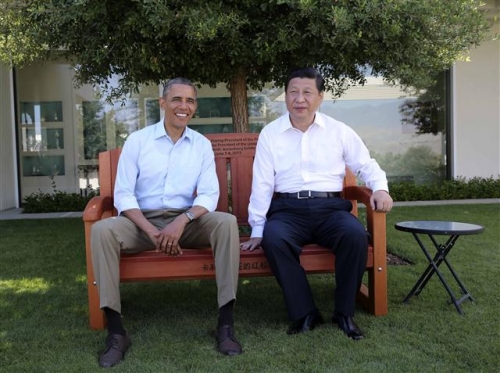 ▲시진핑(오른쪽) 중국 국가주석이 지난 2013년 6월8일(현지시간) 미국을 방문해 버락 오바마(왼쪽) 대통령과 회담하고 있다. 신화뉴시스