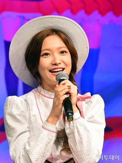【图片】red velvet新专辑试听会 yeri (05931910 the red