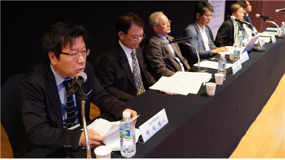 ▲한국대부금융협회가 지난 8일 제주도 해비치 리조트에서 '주요국 이자율상한제 경험 사례와 시사점'을 주제로 '2015 소비자금융 컨퍼런스'를 개최했다.