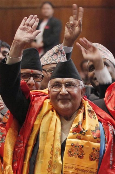 ▲11일(현지시간) 네팔 신임 총리로 선출된 카드가 프라사드 샤르마 올리(63) 네팔공산당 총재. 사진=AP/뉴시스