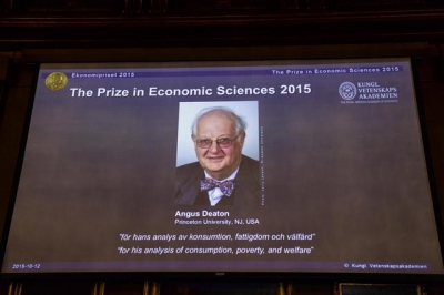 ▲12일(현지시간) 노벨위원회는 앵거스 디턴 미국 프린스턴대 교수가 2015년 노벨 경제학상 수상자로 선정됐다고 밝혔다. AP뉴시스