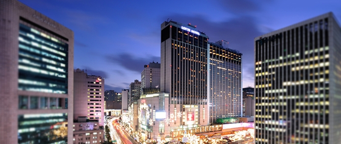 ▲롯데호텔은 호텔 내 주차 되어 있던 차량 5대를 들이받는 사고를 내, 사고 차량의 피해액을 변상해야 하는 모범택시 기사 서모(75)씨의 개인 보험 한도를 초과한 모든 배상 금액을 호텔에서 부담한다고 밝혔다.(사진 제공=롯데호텔 공식 홈페이지)