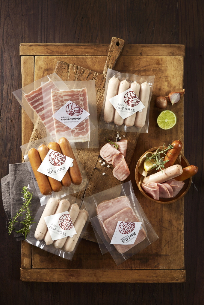 ▲진주햄이 프리미엄 육가공 브랜드인 ‘육공방’을 출시한다.(사진 제공=진주햄)