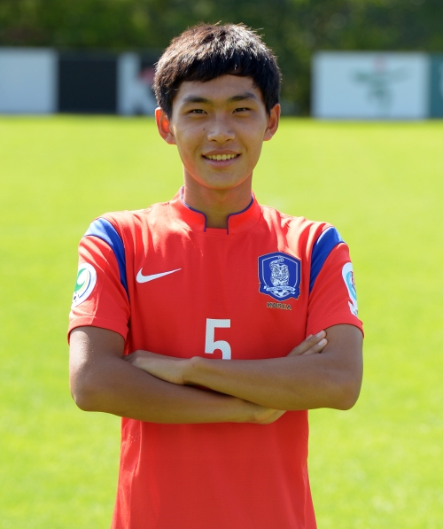 ▲19일 대한축구협회는 칠레에서 열린 2015 국제축구연맹(FIFA) 17세 이하(U-17) 월드컵에 출전 중인 수비수 최재영이 무릎 십자인대 파열로 잔여경기에 출전할 수 없다고 밝혔다. (뉴시스)