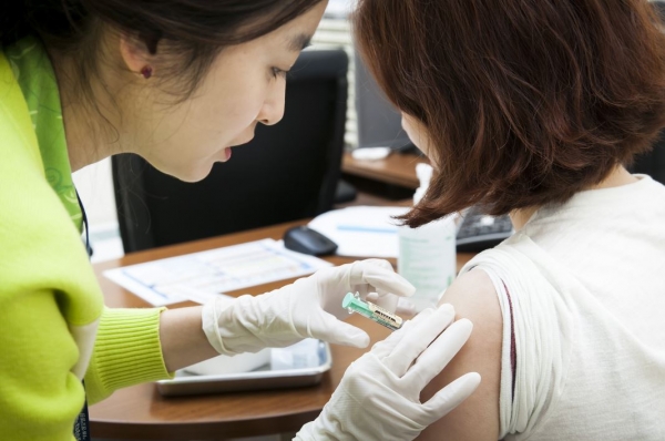 ▲한국MSD는 서울성모병원 본원에서 지난 17일 및 24일에 걸쳐 진행된 새터민 여성 대상으로 인유두종바이러스 4가 백신, ‘가다실®’ 무료 접종을 지원했다. 