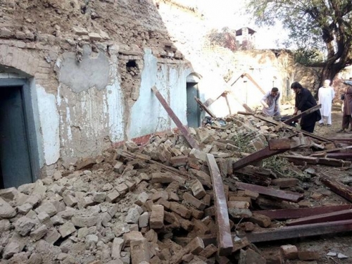 ▲26일(현지시간) 규모 7.5의 강진으로 붕괴된 파키스탄의 한 주택. 사진=신화/뉴시스